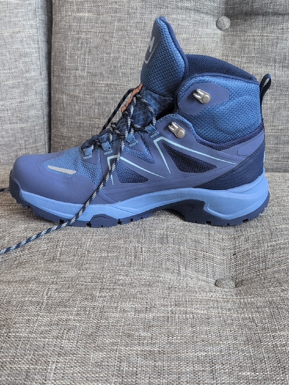 Helly Hansen Women's Slate Blue Waterproof Breathable Size 9